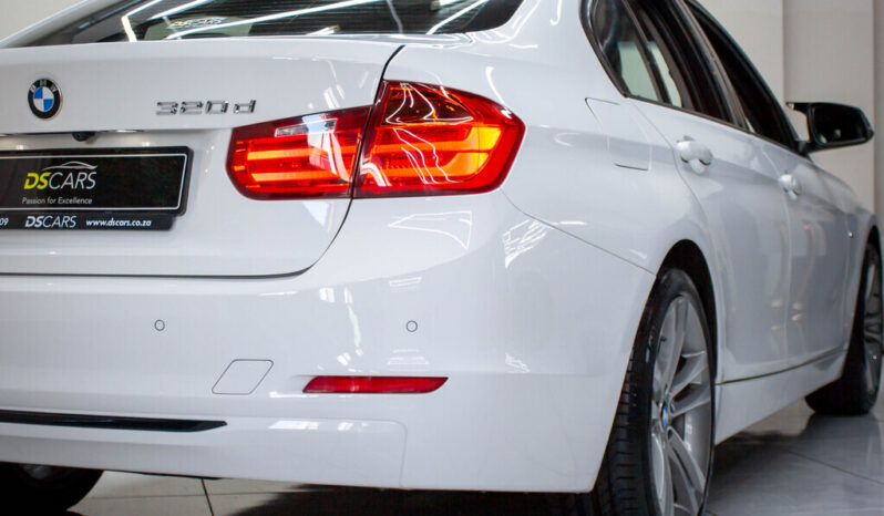 2014 BMW 320D SPORT LINE A/T (F30) full