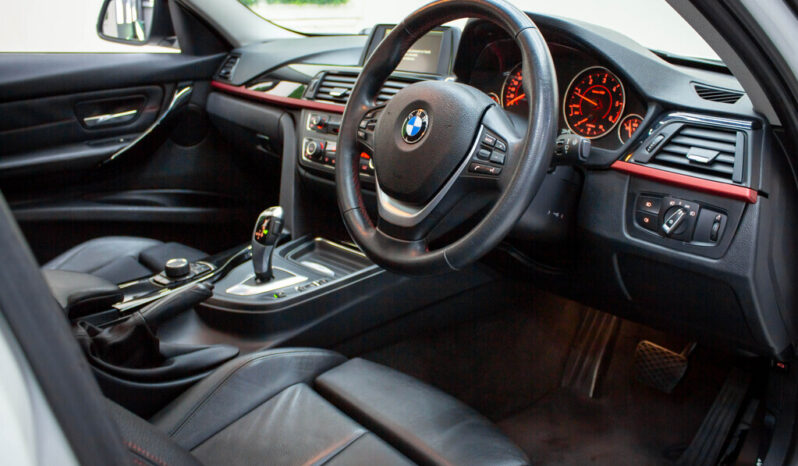 2014 BMW 320D SPORT LINE A/T (F30) full