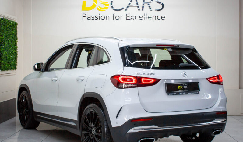 2021 MERCEDES-BENZ GLA 200 A/T full