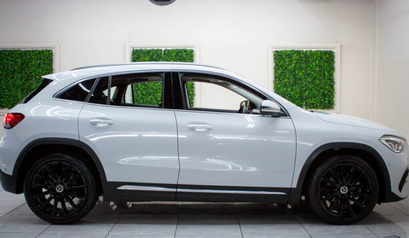 2021 MERCEDES-BENZ GLA 200 A/T full