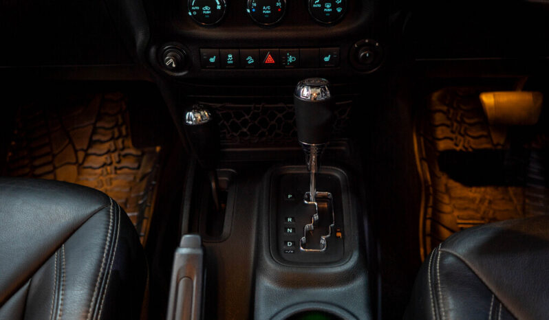 2015 JEEP WRANGLER SAHARA 3.6L V6 A/T 2DR full