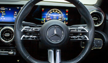 2024 MERCEDES-BENZ CLA 200 A/T full