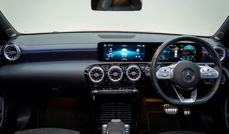2021 MERCEDES-BENZ CLA220d A/T full