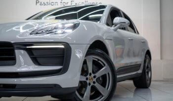 2023 PORSCHE MACAN full
