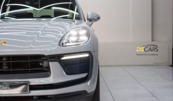 2023 PORSCHE MACAN full